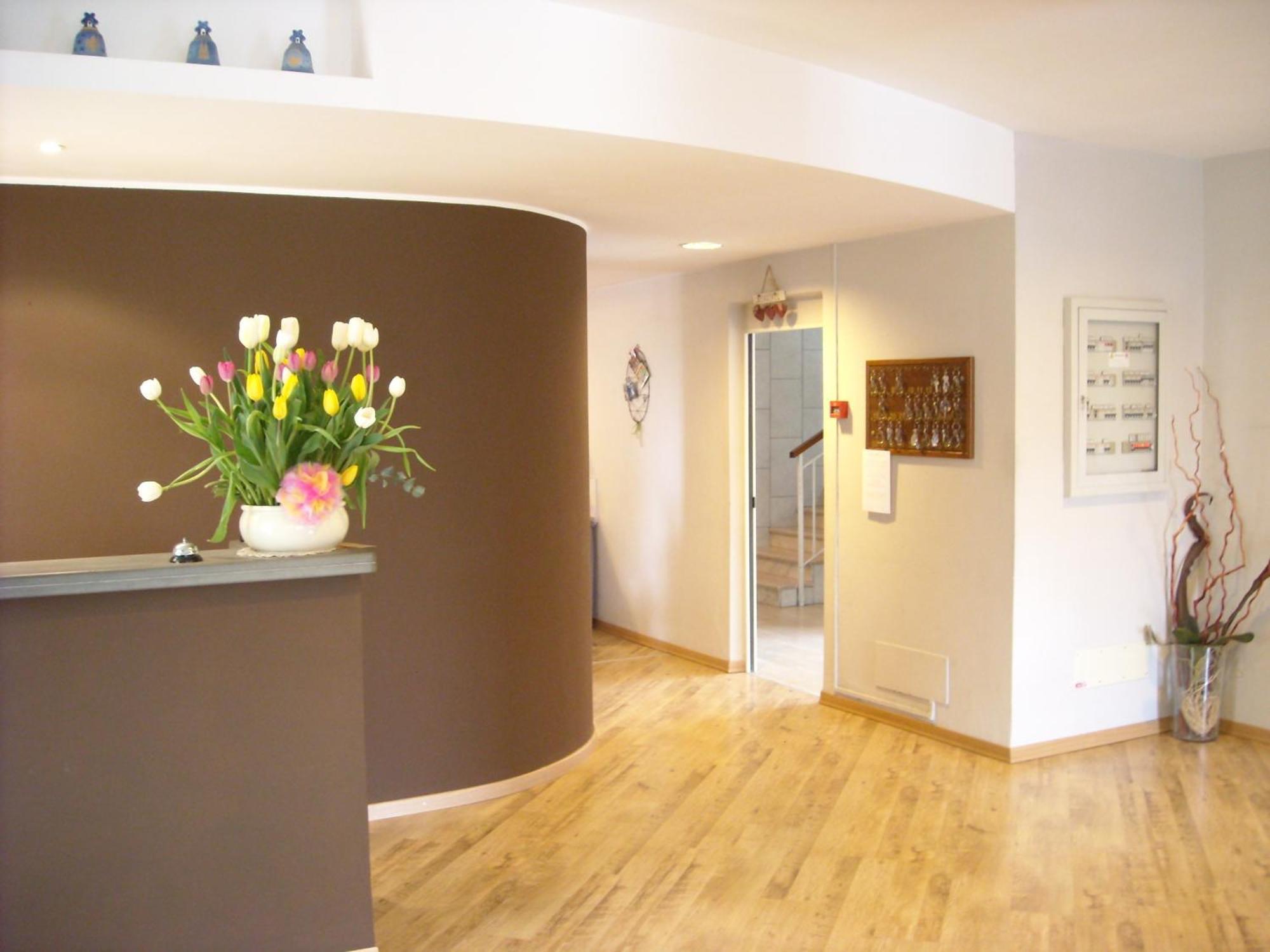 Hotel Bacco Rooms&Breakfast Pietra Ligure Esterno foto
