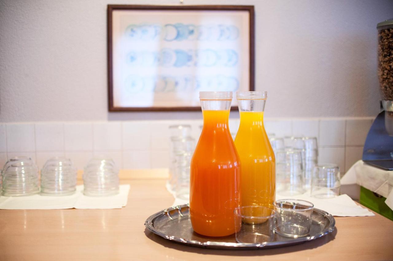 Hotel Bacco Rooms&Breakfast Pietra Ligure Esterno foto