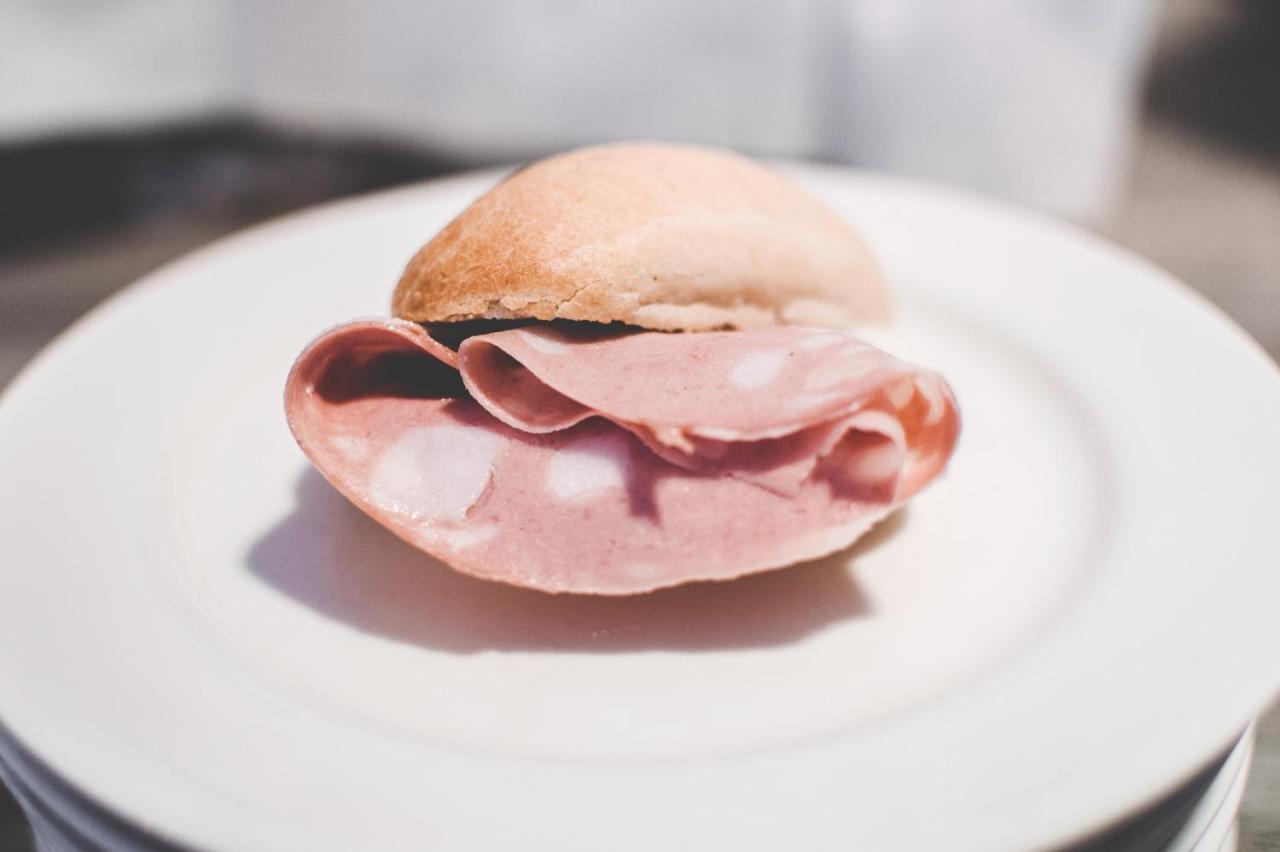 Hotel Bacco Rooms&Breakfast Pietra Ligure Esterno foto